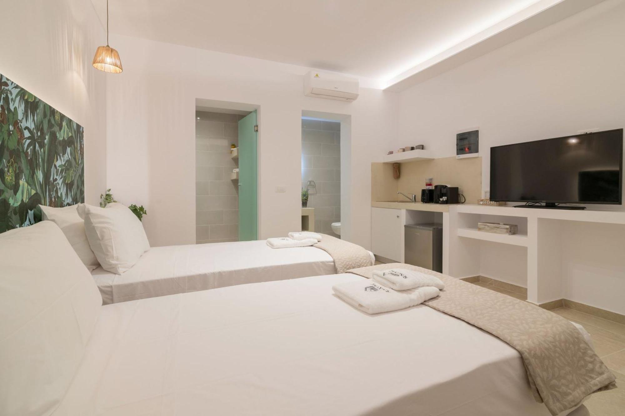 Suncourt Lux Rooms Лаганас Номер фото