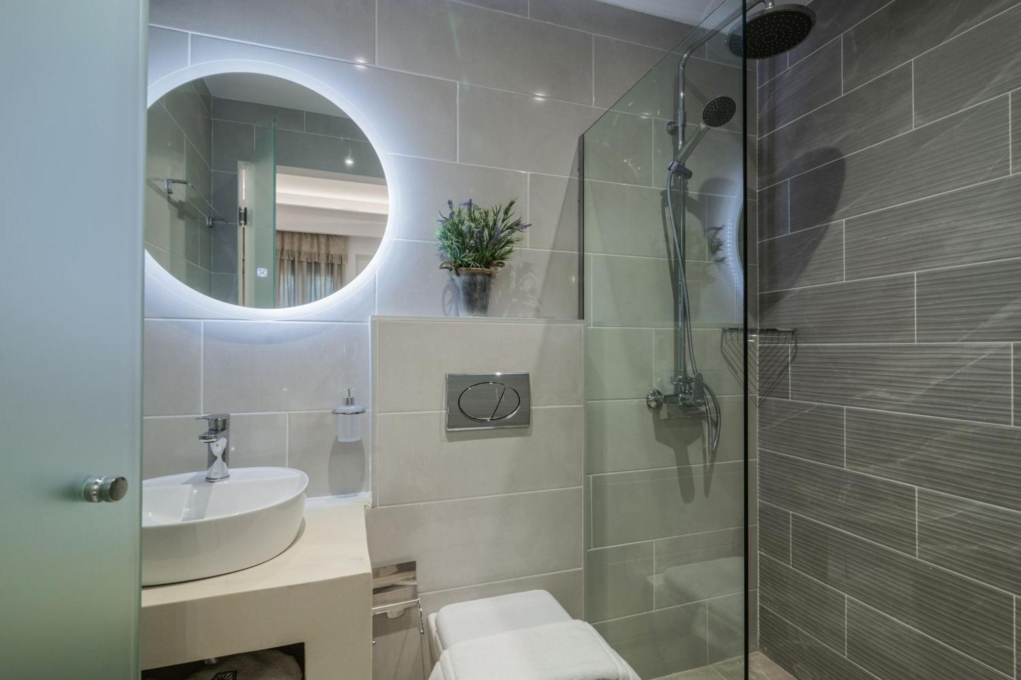 Suncourt Lux Rooms Лаганас Номер фото